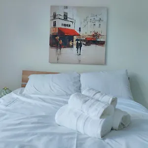 https://aaran-central-aberdeen.hotelsaberdeenuk.com